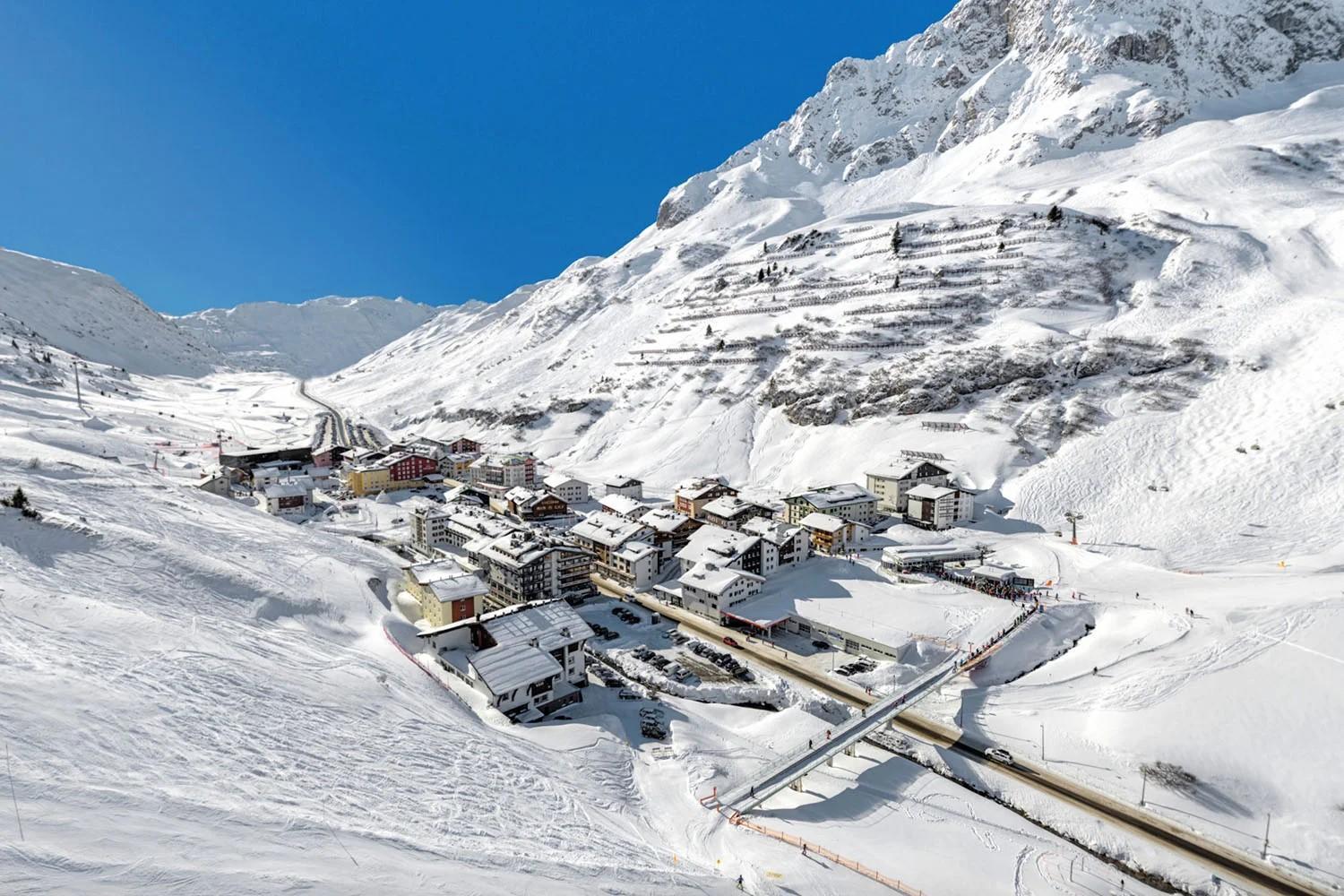 Bentleys House Mountain Residence Zürs المظهر الخارجي الصورة
